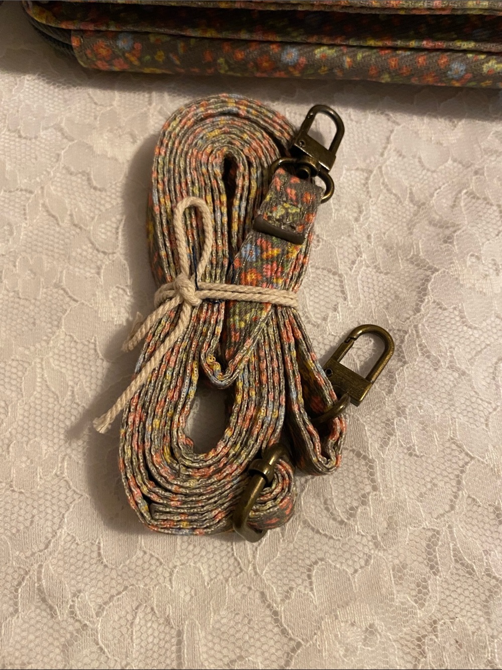 NATURAL LIFE Multicolor Floral Crossbody Wallet with Detachable Strap - Picture 5 of 8